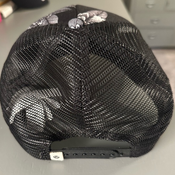 Roxy Trucker hat - Picture 4 of 5